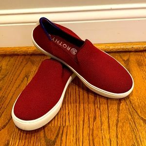 Discontinued! Rothy’s Garnet Sneaker 7.5